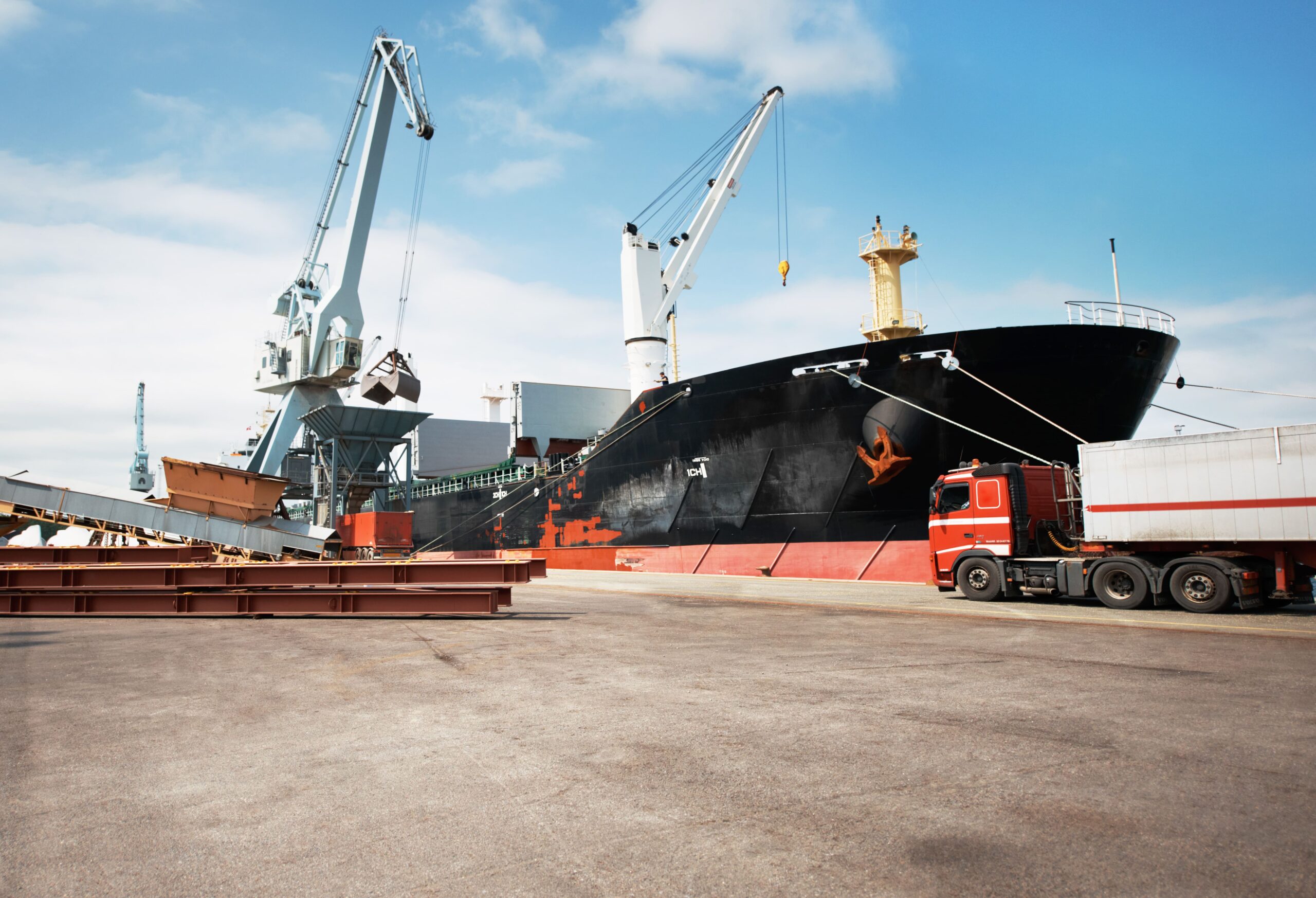 a photo of a harbor with anchored ships and a stat 2026 03 25 05 36 23 utc
